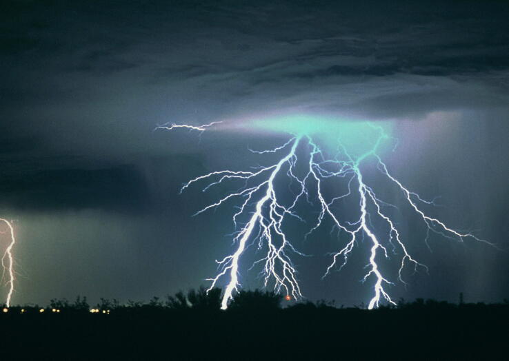 雷の写真04-11